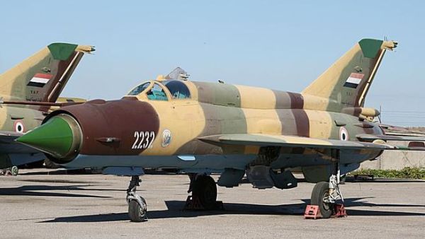 مقاتلة يمنية/ارشيف