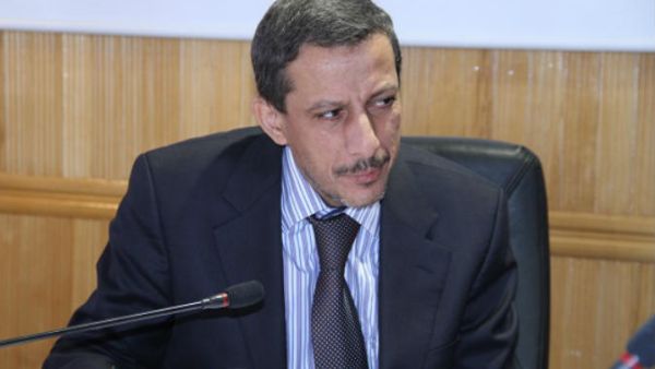 وزير التعليم الفني عبدالرزاق الاشول 