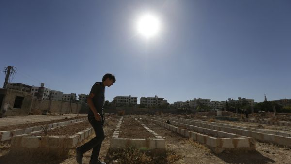 باريس تدعو لمعاقبة دمشق 

