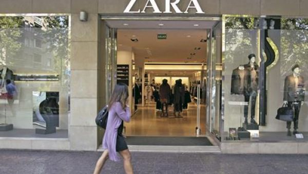 طرد محجبة من متجر زارا في باريس