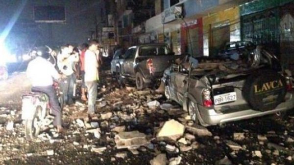 مصرع 41 شخصا على الأقل بزلزال الإكوادور