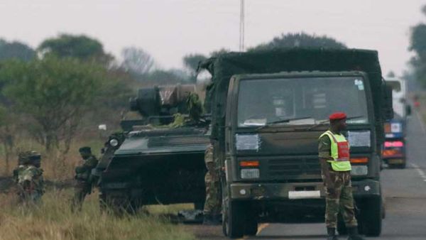 إطلاق نار كثيف اندلع فجر الأربعاء قرب مقر إقامة رئيس زيمبابوي روبرت موغابي 