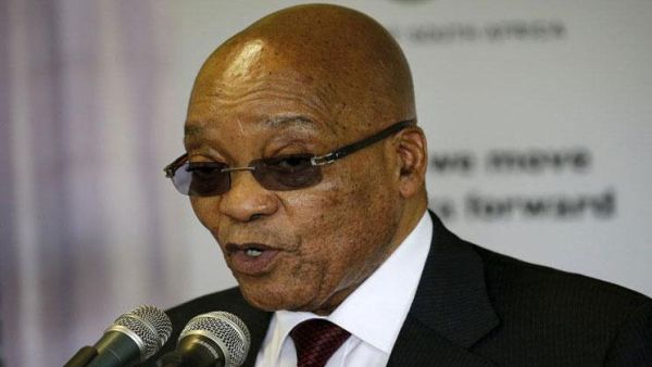 المحكمة الدستورية في جنوب أفريقيا تأمر زوما بإعادة أموال في قضية فساد