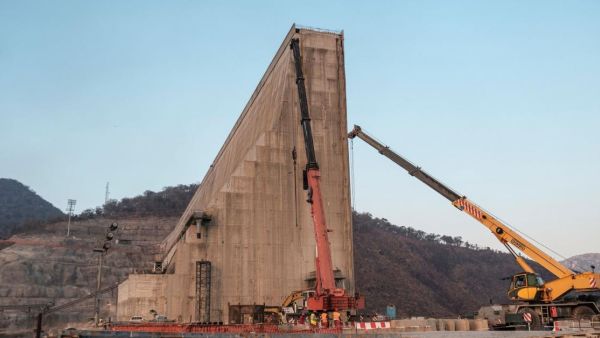 شكري: النهضة يهدد وجودنا