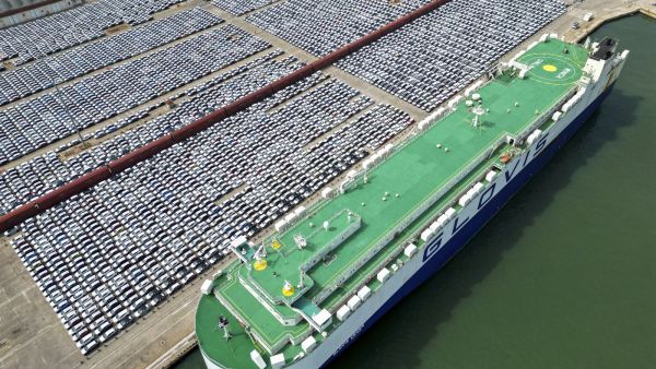 Drop in China exports is biggest in 3 years