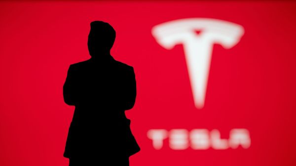 Musk's Tesla won first US fatal autopilot crash trial