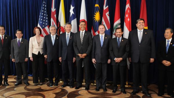 UK signs treaty to join trans-Pacific trade bloc