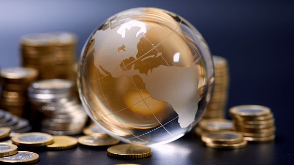 10 Richest countries in the world, including 2 Arab countries