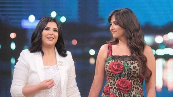 ياسمين عبد العزيز ضيفة الإعلامية منى الشاذلي