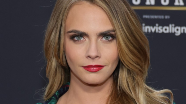 Cara Delevingne says she checked into rehab