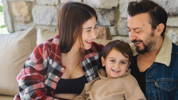 Hazal Kaya celebrates 40 days of her daughter