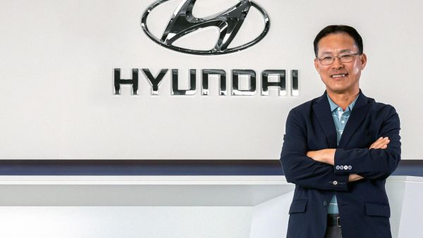 Bang Sun Jeong, Head of Hyundai Motor Company Middle East & Africa HQs Fuel Cell & Battery Electric Vehicles: The Inevitable Future of Clean Mobility