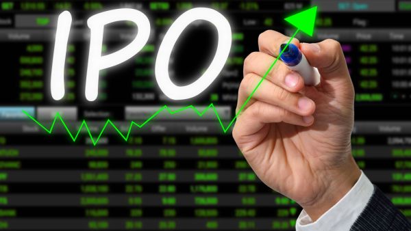 الجدير بالذكر أن اكتتاب صندوق "المال كابيتال ريت" بدء بتاريخ 8 من نوفمبر الماضي بحجم مستهدف يبلغ 500 مليون درهم وانتهى بتاريخ 8 من ديسمبر الحالي. المال كابيتال تجمع 350 مليون درهم من الطرح العام الأولي