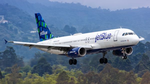 JetBlue Acquires its First A321LR with New Airspace Cabins