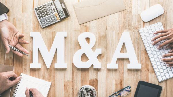 M&A Deals in Middle East Record 6 Percent Surge
