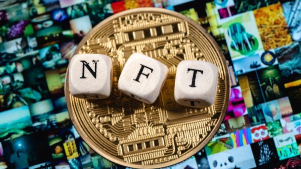 10 مصطلحات إن إف تي (NFT) تحتاج إلى معرفتها