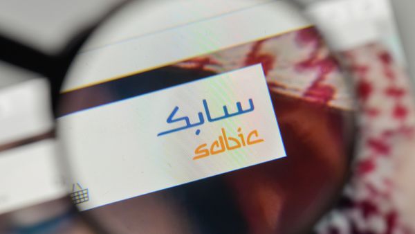 The JV will produce energy storage systems for use alongside utility-scale renewables projects, telecom towers, mining sites, remote cities and off-grid locations. (Shutterstock) Sabic to Build World's Biggest Mega-Battery Factory
