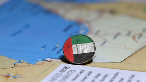 العملات الرقمية في أسبوع: الإمارات تكمل أول معاملة دفع من خلال عملتها الرقمية المركزية