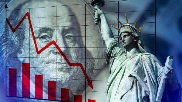 Dollar Soars, Sterling Plummets on Lockdown News