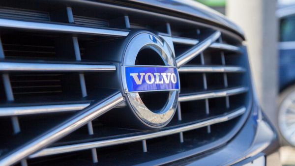 Volvo Cars to Develop Electric Motors in-House