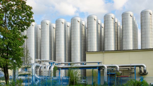 The capacity of the first phase is 100,000 cu m per day, and that of the second and third phases is 300,000 cu m per day. (Shutterstock) Kuwait Pledges $18 Million for Funding Two Desalination Plants in Egypt