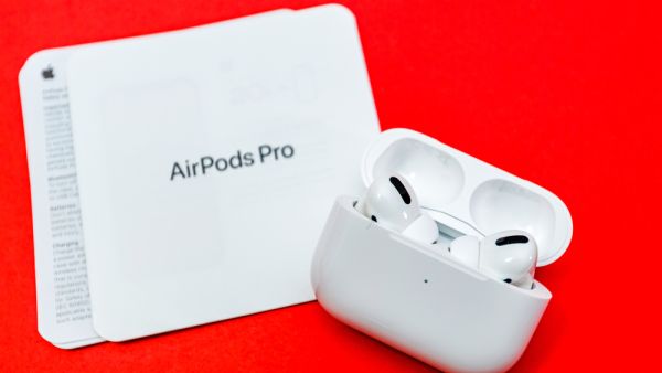 تحديث جديد من آبل يثير غضب مستخدمي AirPods Pro