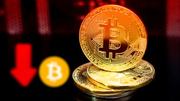 Crypto News Recap: Bitcoin Loses Steam as Price Corrects to $34,568 in a Brutal Volatile Swing!