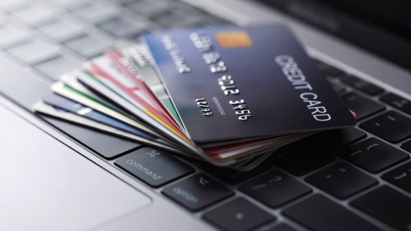 All You Need to know about Credit Card Dues in UAE