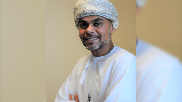وحيد آل حميد المدير التنفيذي لشركة "إس إيه بي" عُمان "إس إيه بي" في "كومكس": التحوّل الرقمي يحفز رؤية عُمان 2040