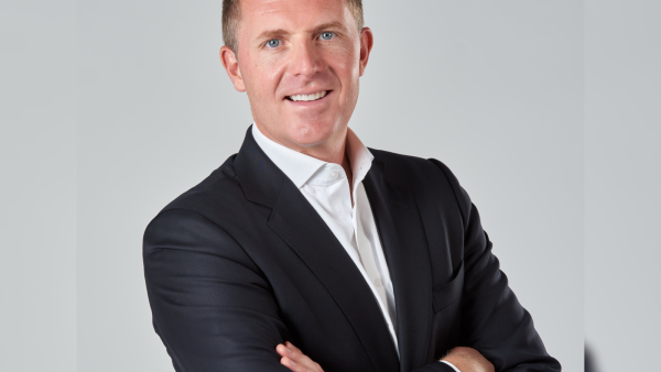 Simon Howells, General Manager, Xerox Emirates Xerox Emirates Announces New Partnership With Signiflow To Deliver Digital Signature Solutions to UAE Customers