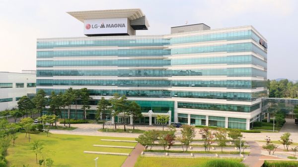 Lg and Magna Sign Joint Venture Agreement and Announce Leadership Team