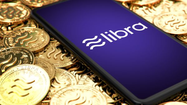 عملة فيسبوك الرقمية تواجه انتكاسة جديدة مع انسحاب فودافون من قائمة الداعمين