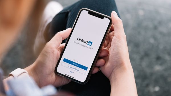LinkedIn Celebrates Ramadan with #MonthOfKindness Campaign