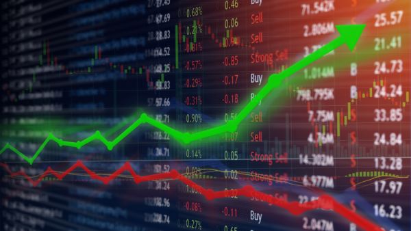 مؤشرات داو وS&P يغلقان بارتفاعات غير مسبوقة