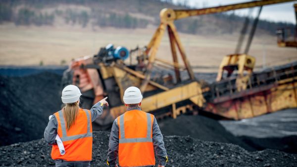 Why Mining Industry Should be on GCC’s New Financial Plan