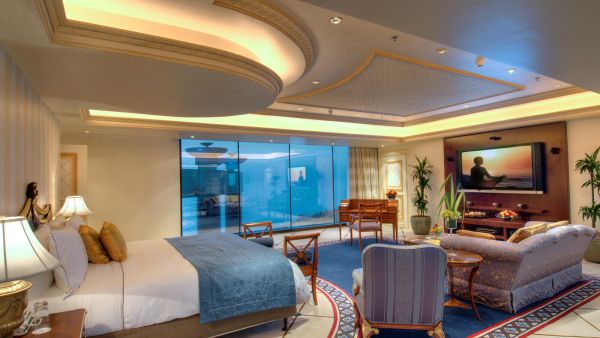 Indulge In a Summer of Luxury at Rosewood Jeddah