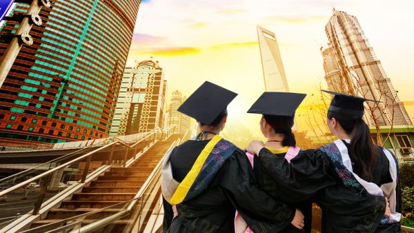 UAE: Employers Optimistic About 2021 with More Graduates Joining the Workforce 