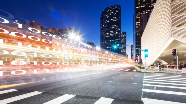نظرة على المستقبل: 10 تقنيات ذكية ستغير شكل الطرق