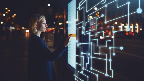 Smart is the New Green: How UAE Smart Cities Will Change The Way You Live