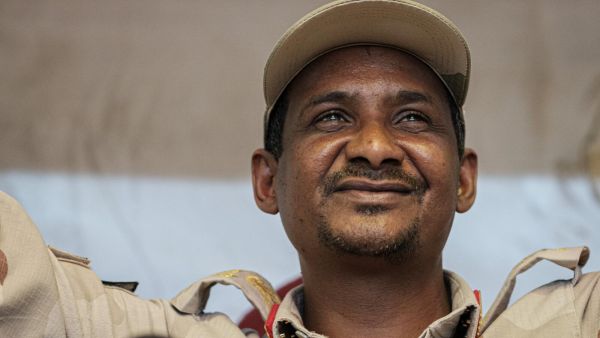 قوات الدعم السريع السودانية توافق على هدنة 24 ساعة