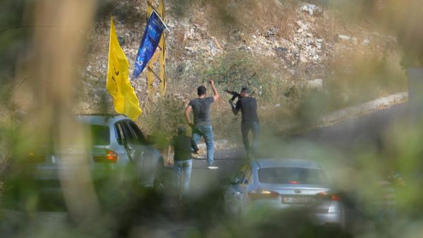 قتلى في اشتباكات عنيفة بين "عرب خلدة" وأنصار حزب الله جنوبي بيروت