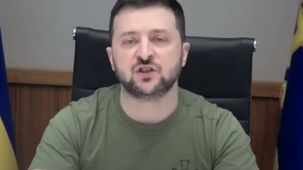 زيلينسكي يطلب القاء كلمة بالفيديو أمام جماهير مباراة نهائي كأس العالم
