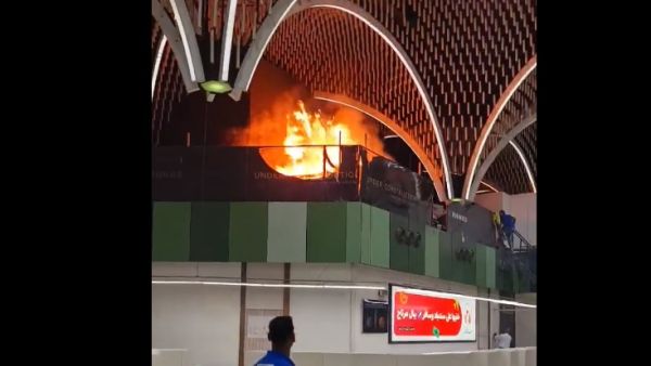 حرائق مطار بغداد تطيح بمسؤولين عراقيين كبارا