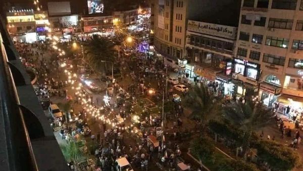 "أهالي نابلس يهرعون الى الشوارع عقب الزلزال".. اليكم الحقيقة