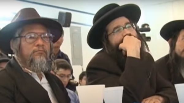 استطلاع: ثلث اليهود يدرسون الهجرة من إسرائيل