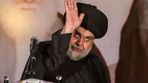 مقتدى الصدر يدعو الى حل البرلمان واجراء انتخابات مبكرة