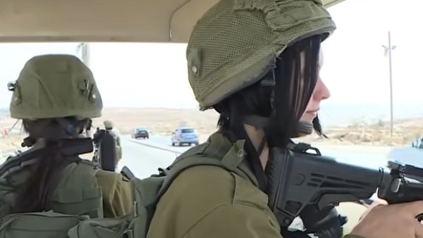 تحقيق يكشف ملابسات نسيان مجندة اسرائيلية في قرية فلسطينية