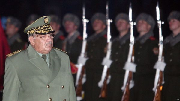 قائد الجيش الجزائري الفريق أحمد قايد صالح