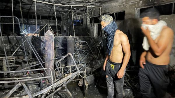 الكاظمي يوقف وزير الصحة ومحافظ بغداد عن العمل ويحيلهما للتحقيق