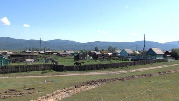 روسيا تحفر خندقا حول قرية بسيبيريا تفشى فيها كورونا